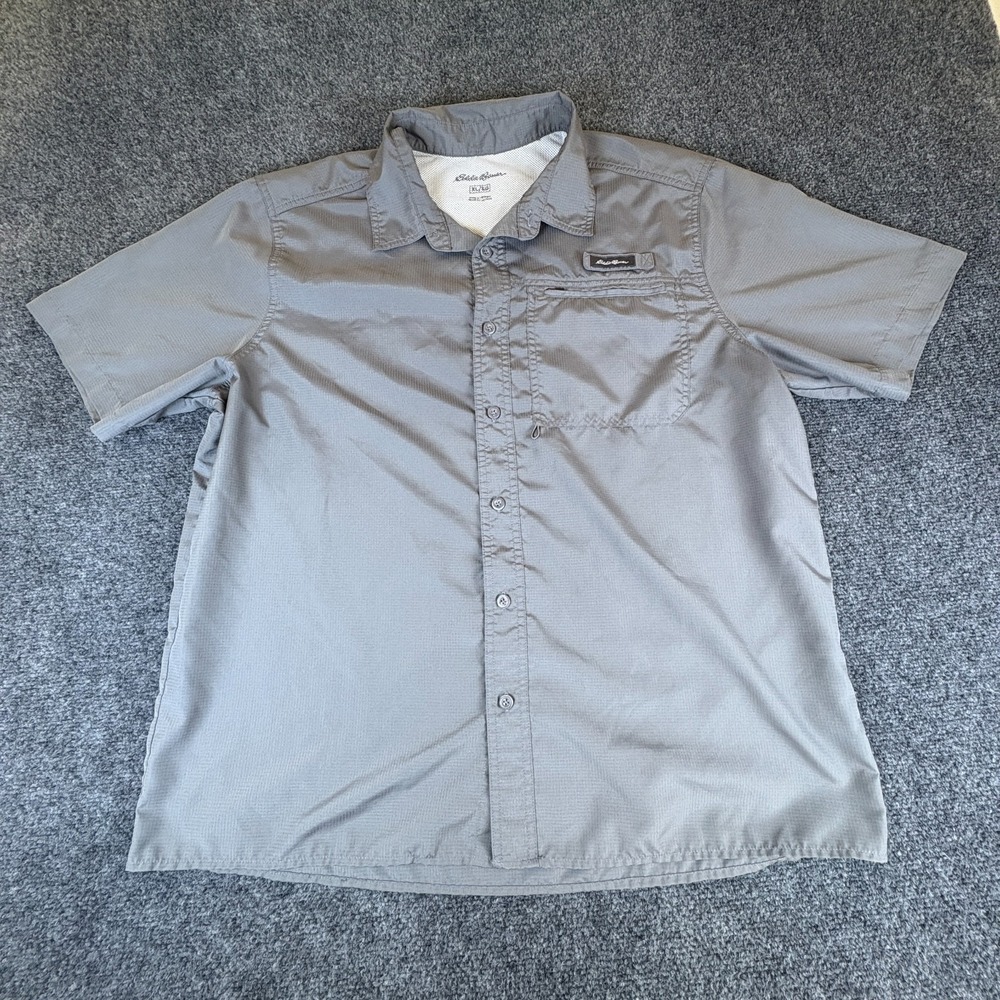 Eddie Bauer Fishing Shirt Mens XL‎ Gray Mesh Lined Vented Short Sleeve Button Up
